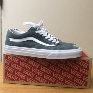 Wolf Grey Suede Vans